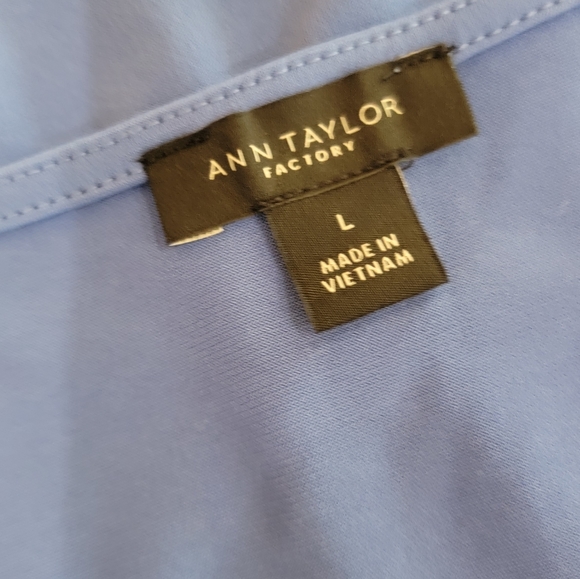 Ann Taylor Shirt - NWOT - Picture 3 of 4